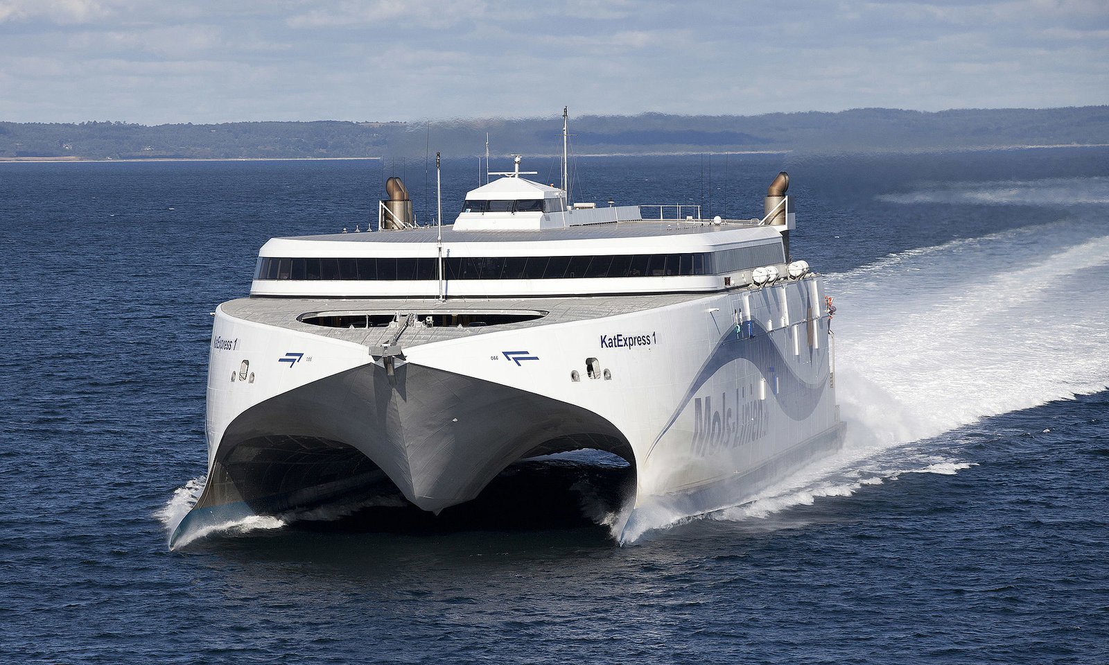 The Fastest & Biggest Catamaran Ferries